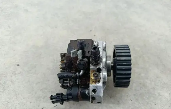 Honda Civic Fuel injection high pressure pump 8972270264