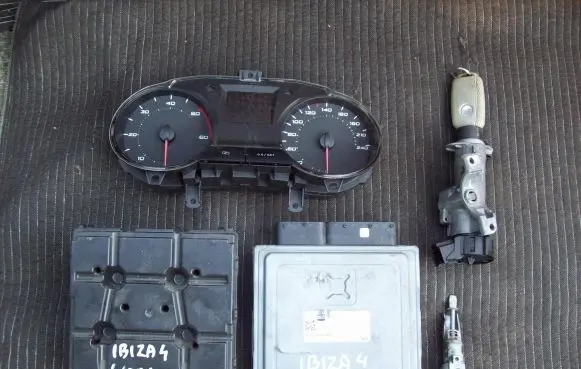 Engine ECU kit and lock set