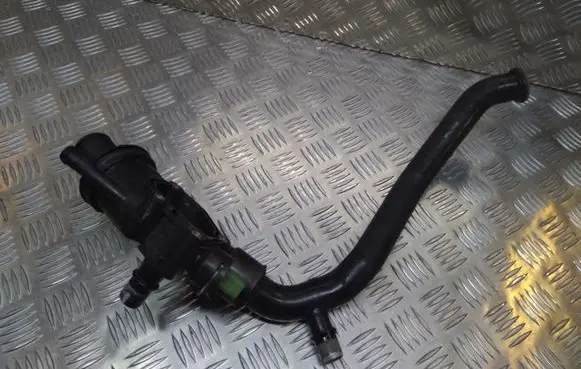 Ford Kuga I Thermostat/thermostat housing 9682141580