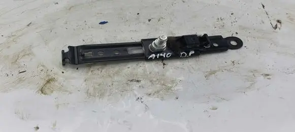 Toyota Corolla Verso E121 Seat belt adjustment motor D526001