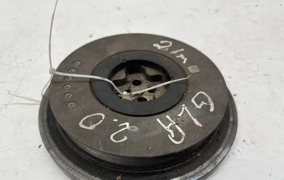 Mercedes-Benz GLA H247 Crankshaft pulley