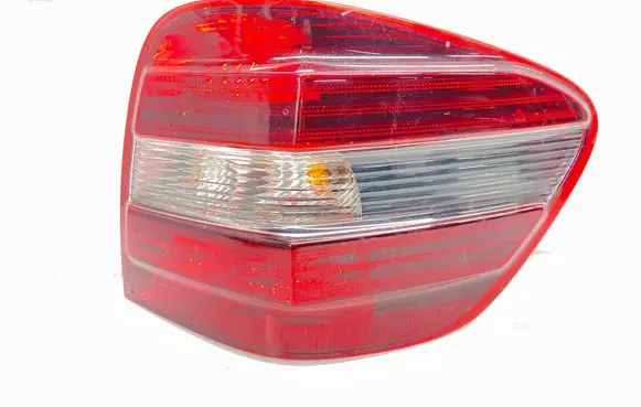 Mercedes-Benz ML W164 Rear/tail lights 404102R