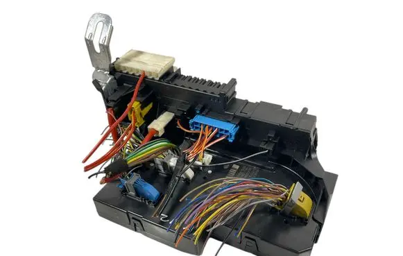 Mercedes-Benz E W212 SAM control unit 5DK01102331 2129001506 2129011104