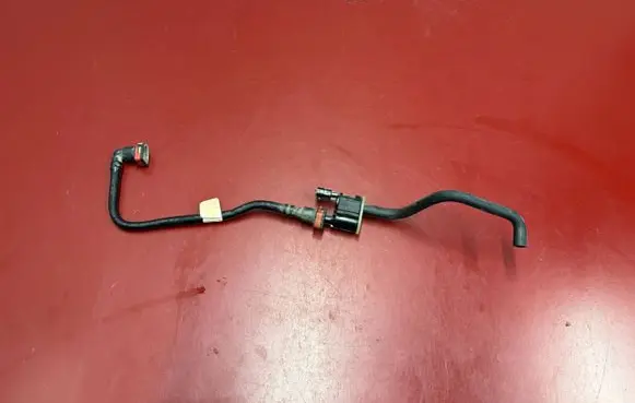 Chrysler Pacifica Breather valve 04627694AB