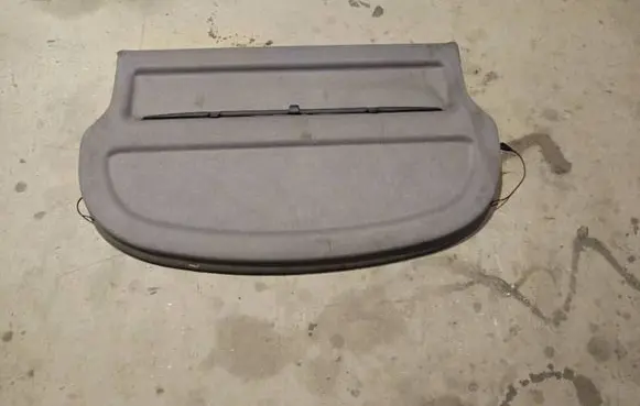 Parcel shelf