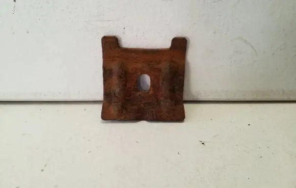 Volkswagen Polo V 6R Battery bracket 