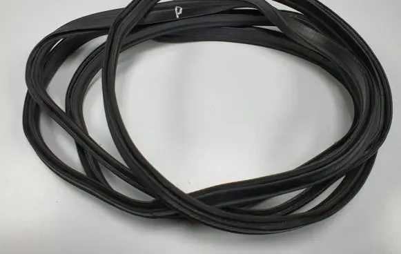 Mercedes-Benz SL AMG R230 Sunroof sealing rubber 