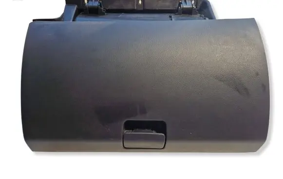 Chevrolet Captiva Glove box 96630050