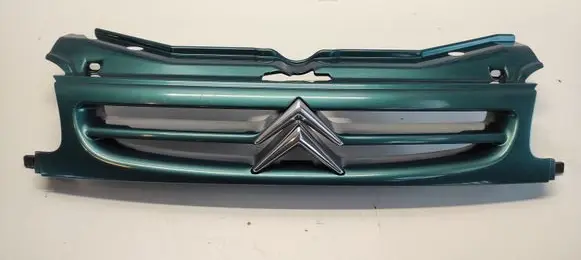 Citroen Berlingo Front bumper upper radiator grill