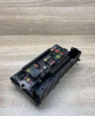 BMW 5 GT F07 Fuse module 9252816 1703344