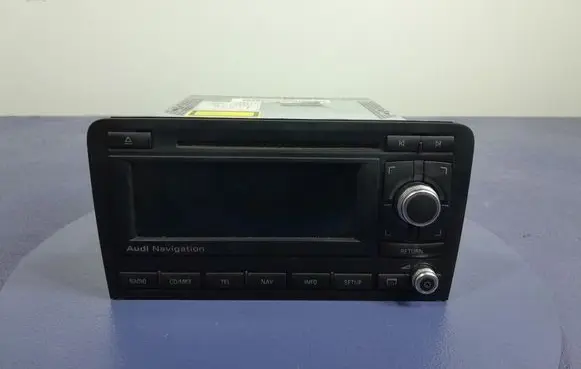Audi A3 S3 A3 Sportback 8P Radio/CD/DVD/GPS head unit 8P0035193E