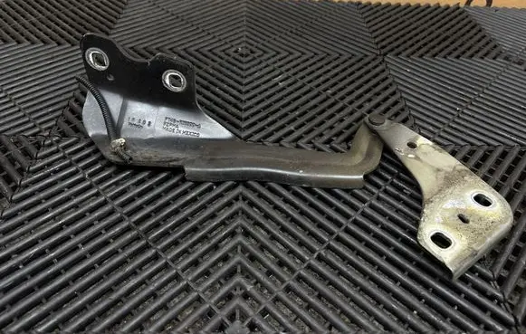 Ford Edge II Engine bonnet/hood hinges FT4BR16800A