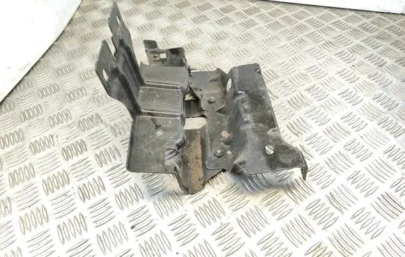 Peugeot 508 II Other engine bay part 1350360001 05018
