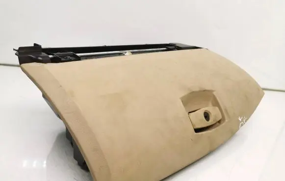 BMW 5 E60 E61 Glove box 7034080 51167034080