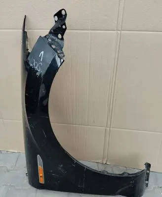 Ford Mondeo MK IV Fender BLOTNIKMONDEOMK4RH