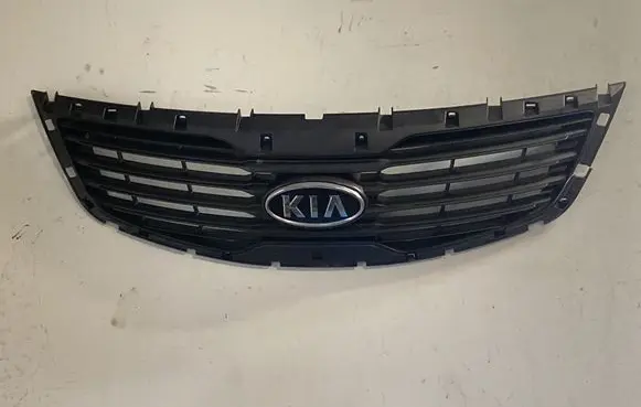KIA Sportage Front bumper upper radiator grill 863523W000