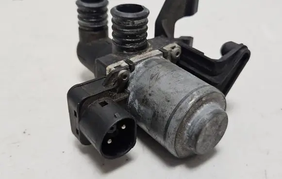 BMW Z3 E36 Coolant heater control valve 8375443 1147412138
