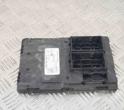 Audi A4 S4 B9 8W Central body control module 8W0907063F