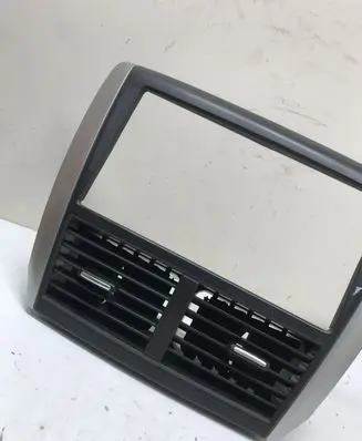 Subaru Forester SH Dash center air vent grill 66110FG020