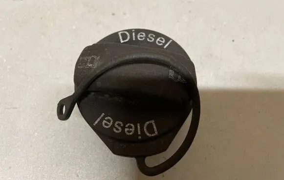Fuel tank filler cap