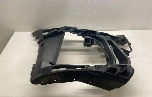 BMW 4 G22 G23 G24 G26 Front bumper mounting bracket 8078612 15857711 2345678