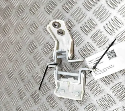 Rear door hinge set