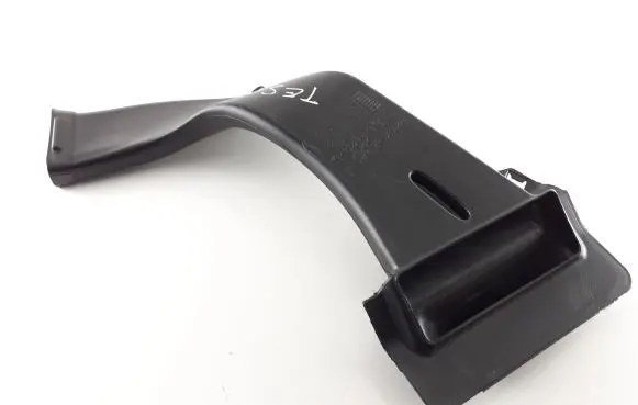 Tesla Model 3 Cabin air duct channel 1092166 109216600