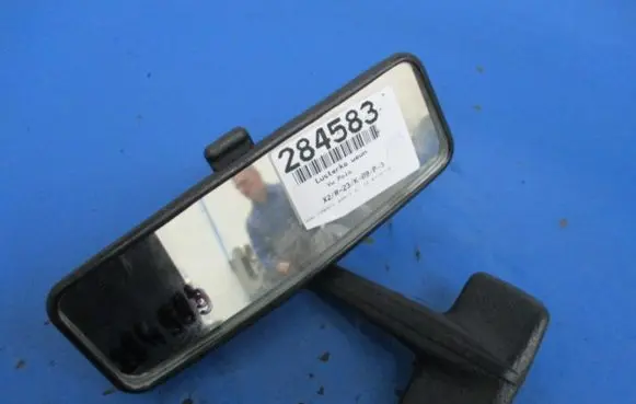 Volkswagen Polo II 86C 2F Rear view mirror (interior)