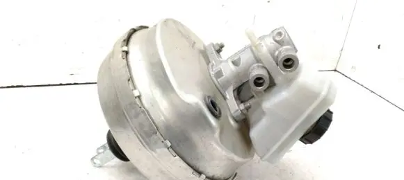 Jaguar XE Brake booster GX732B195BE GX732B195