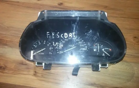 Ford Escort Speedometer (instrument cluster) 96fb10b885aa