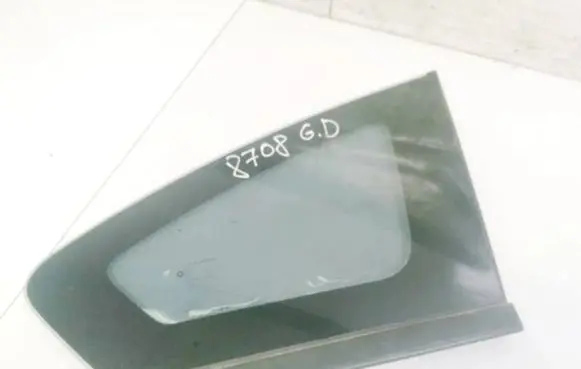 Dodge Caliber Rear side window