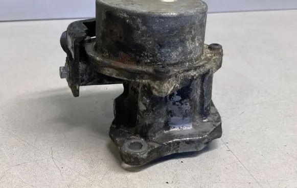 Renault Scenic III - Grand scenic III Vacuum pump 7006730302 8201005306