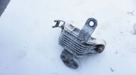 Opel Astra J Gearbox mounting bracket APAPODUSZKA
