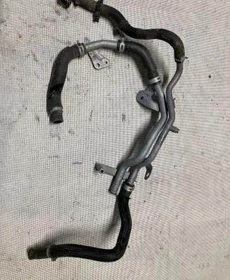 Nissan Navara D23 Engine coolant pipe/hose