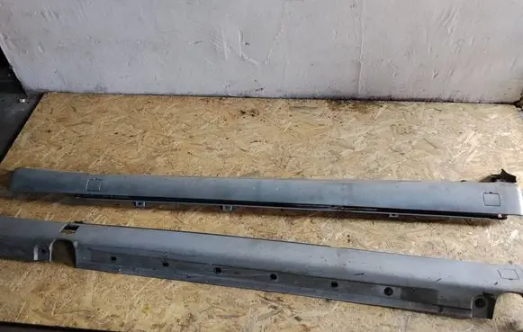 Mercedes-Benz S W220 Sill A2206900140
