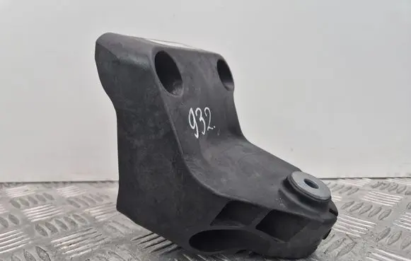 Mercedes-Benz E W213 Engine mounting bracket A6542232200 1920600844