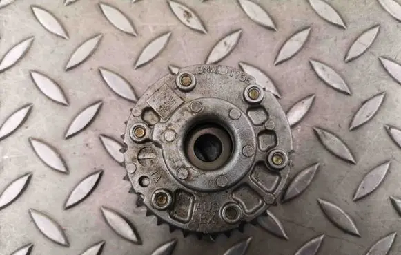 BMW 3 E90 E91 Camshaft pulley/ VANOS 7540348 11367540348