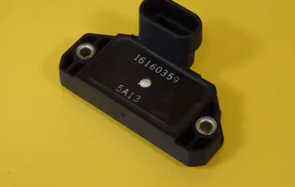 Opel Corsa B Ignition amplifier control unit 16160359
