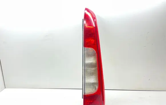 Ford C-MAX I Rear/tail lights