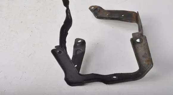 Ford Focus Power steering pump mounting bracket 3M51-3K738-AC