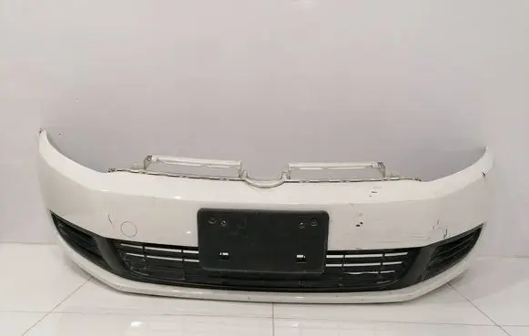 Volkswagen Golf VI Front bumper