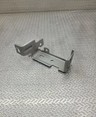 Volvo XC40 Fender mounting bracket 31469374
