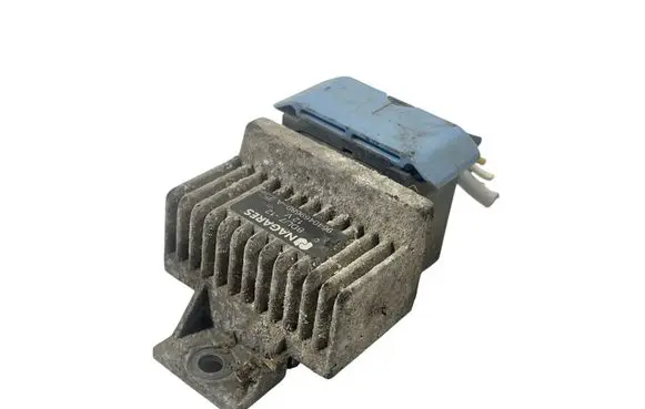 Nissan X-Trail T31 Glow plug pre-heat relay 9640469680A