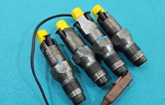 Fuel injector