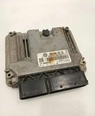 Volkswagen Scirocco Engine control unit/module 03C906027BS 03C907309B 0261S06704