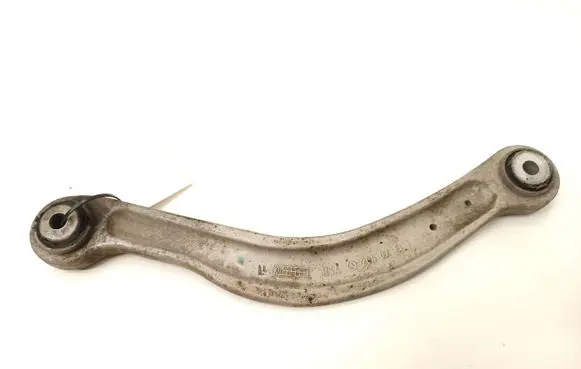 Rear upper control arm/wishbone
