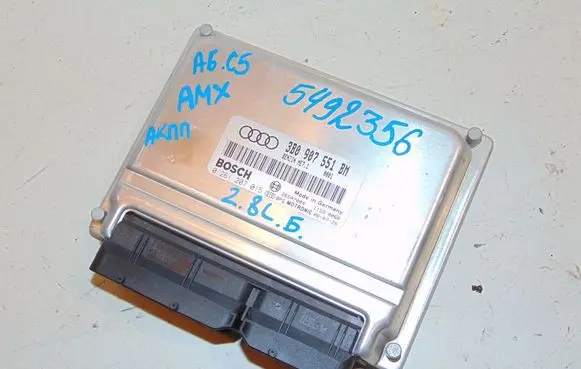 Audi A6 S6 C5 4B Engine control unit/module 3B0907551BM 3B0997552DX 0261207015