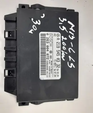 Mercedes-Benz CLS C219 Parking PDC control unit/module A2195450332