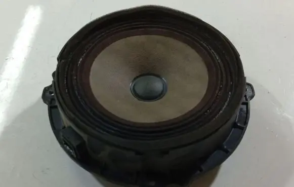 KIA Ceed Front door speaker 366518600