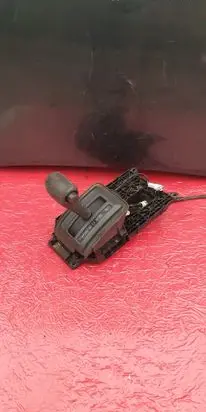 Isuzu D-Max Gear shifter/selector